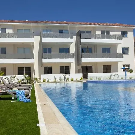 Saltos - Mythical Sands - Paralimni, Cyprus Паралимни